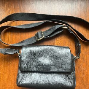 Aimee Kestenberg Pebbled Black Leather Mini Magnetic Crossbody Handbag EUC